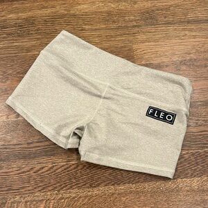 Fleo Shorts